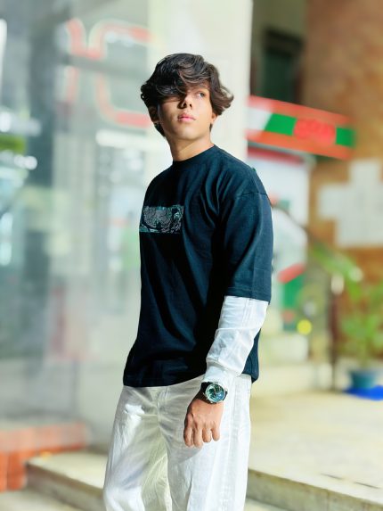 Man layering long sleeves T shirt - (Black)